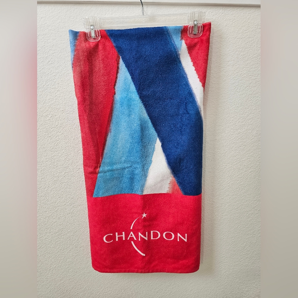Chandon Sparkling Wine Limited Edition Beach Towel WinCraft Red Blue White
